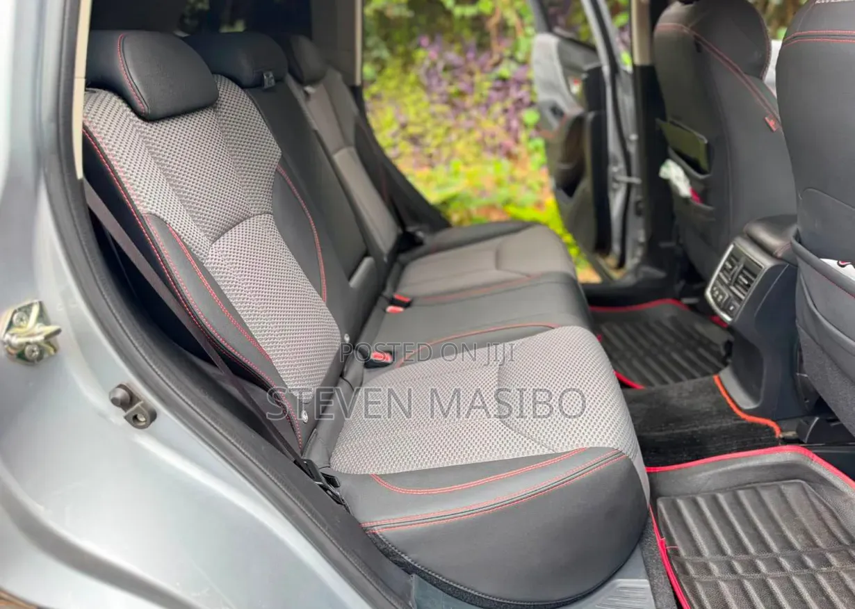 Subaru Forester 2019 Silver