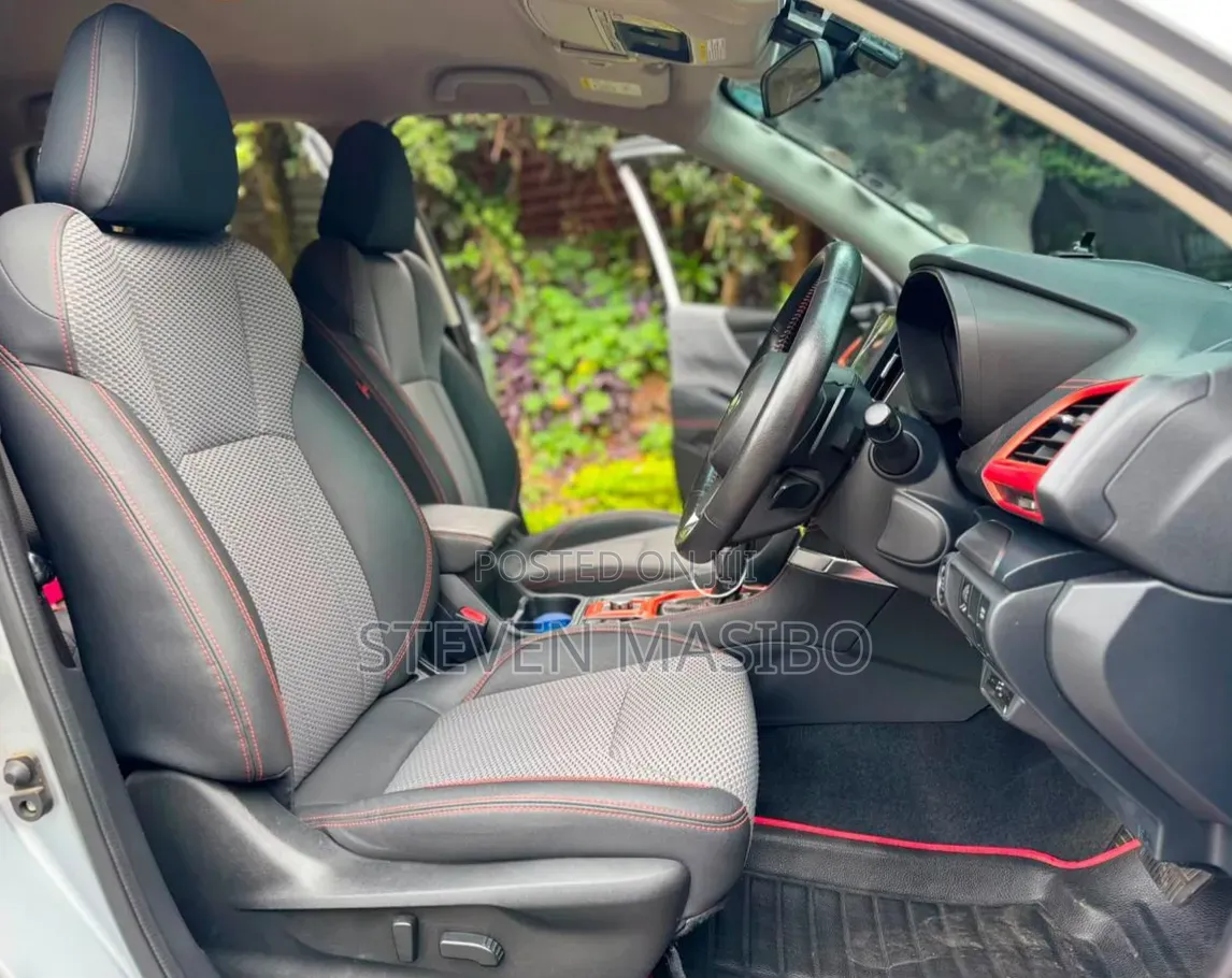 Subaru Forester 2019 Silver