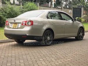 Volkswagen Jetta 2006 Beige
