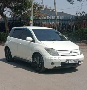 Toyota IST 2005 White