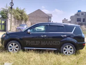 Mitsubishi Outlander 2011 Black