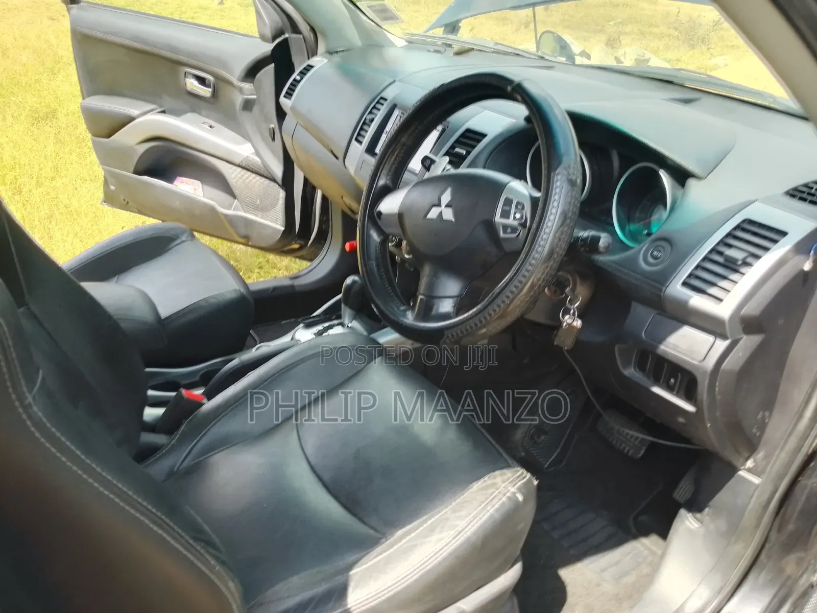 Mitsubishi Outlander 2011 Black