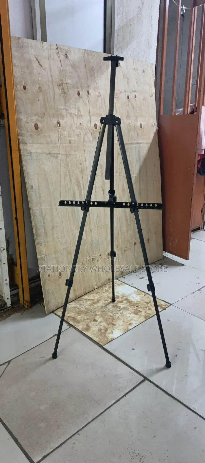 Strong Durable Stand Tripod White Board Stand