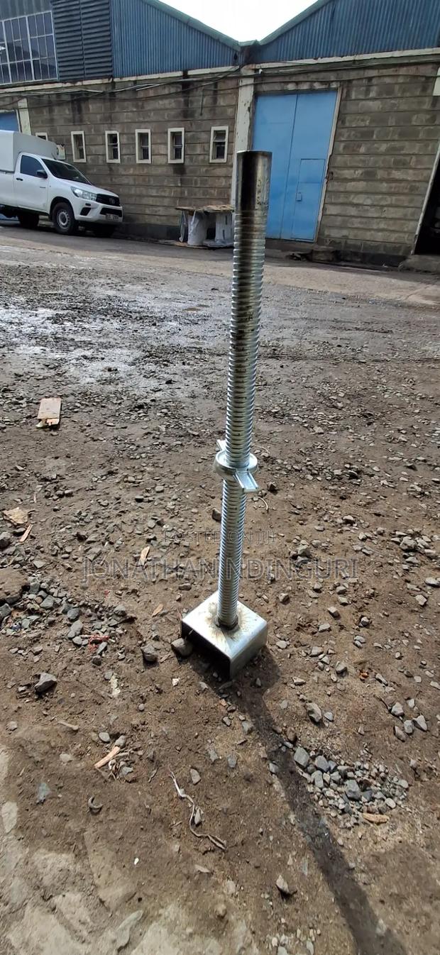 Scaffolding Adjustable Base Jack U Shape – Stable Support System - thumbnail 2