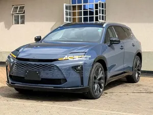Toyota Crown 2025 Gray