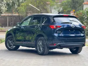 Mazda CX-5 2019 Blue