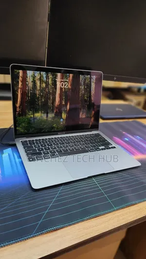 Laptop Apple MacBook Air 2020 8GB Intel Core i5 SSD 256GB
