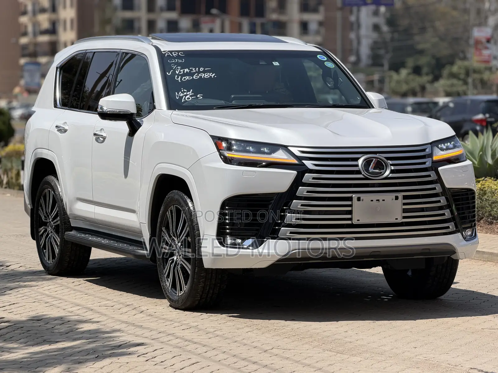 Lexus LX 600 2022 Pearl