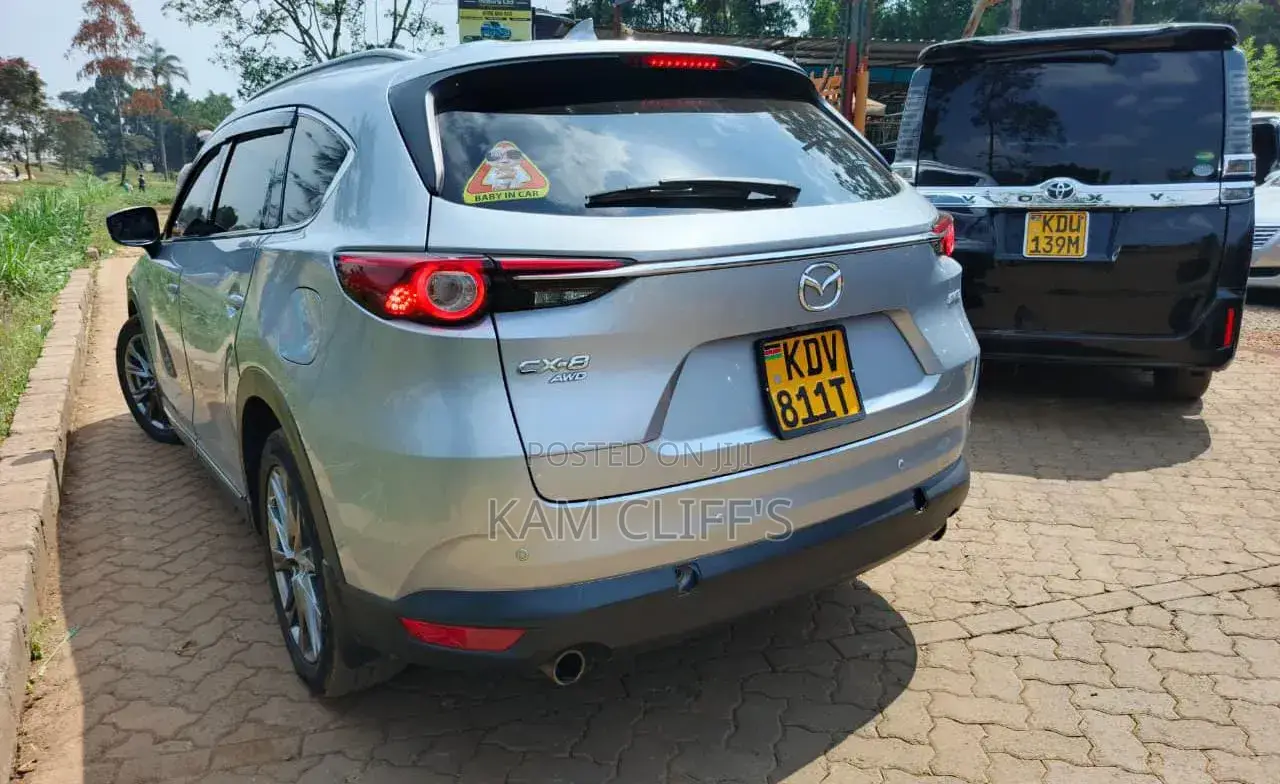 Mazda CX-8 2018 Silver