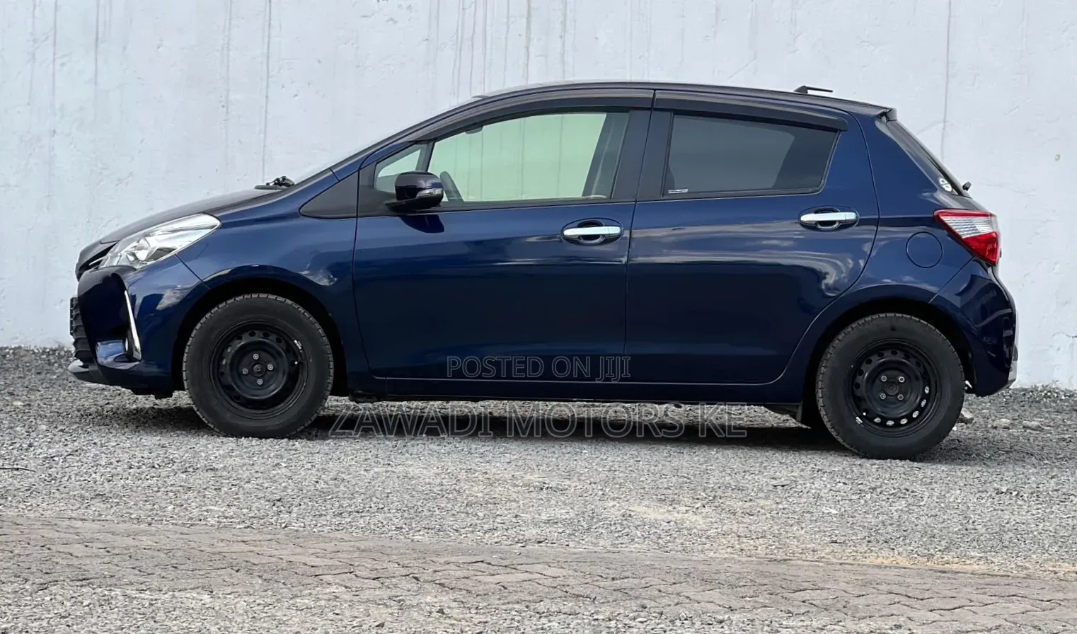 Toyota Vitz 2019 Blue