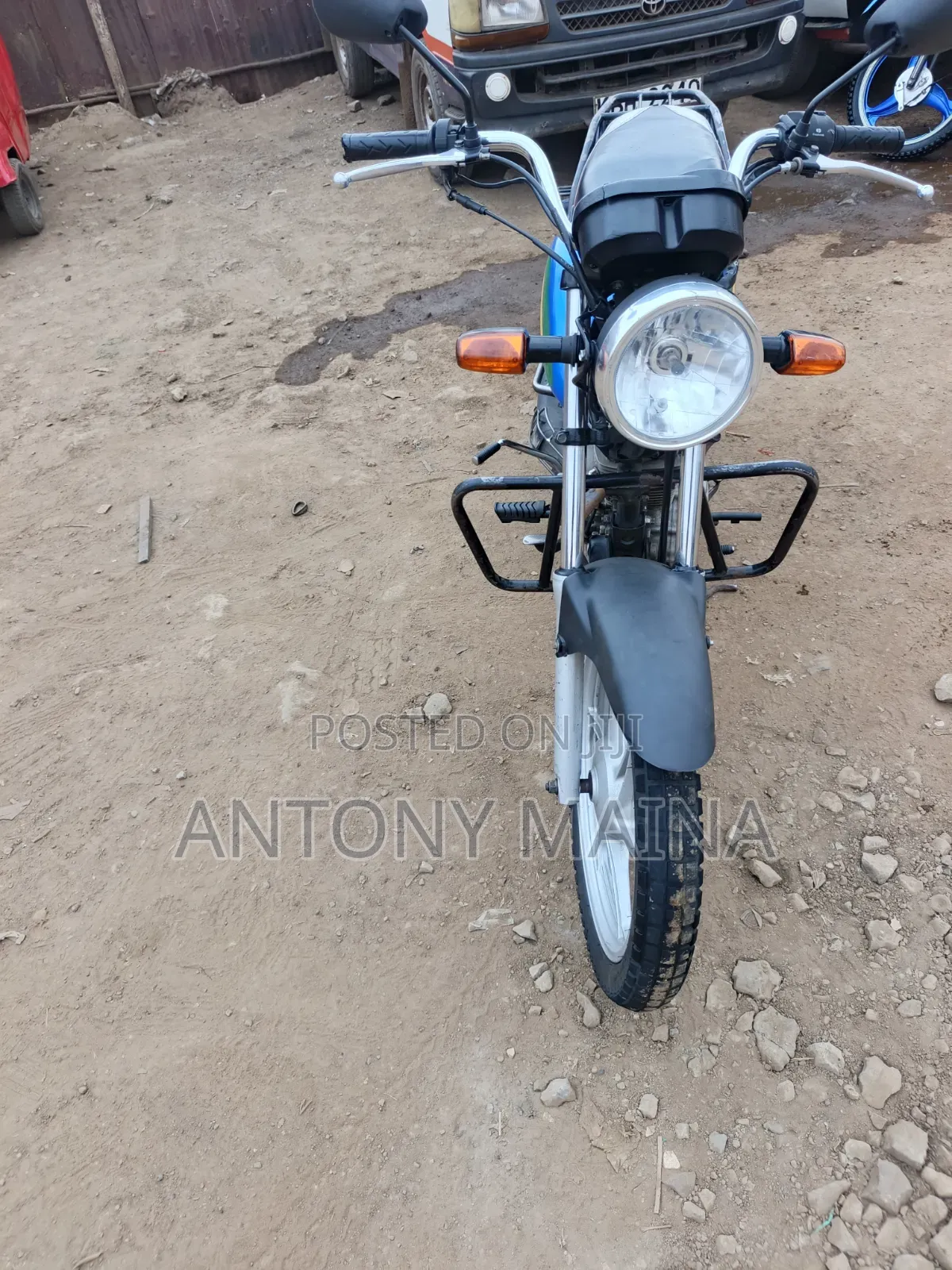 Honda CB 2022 Blue