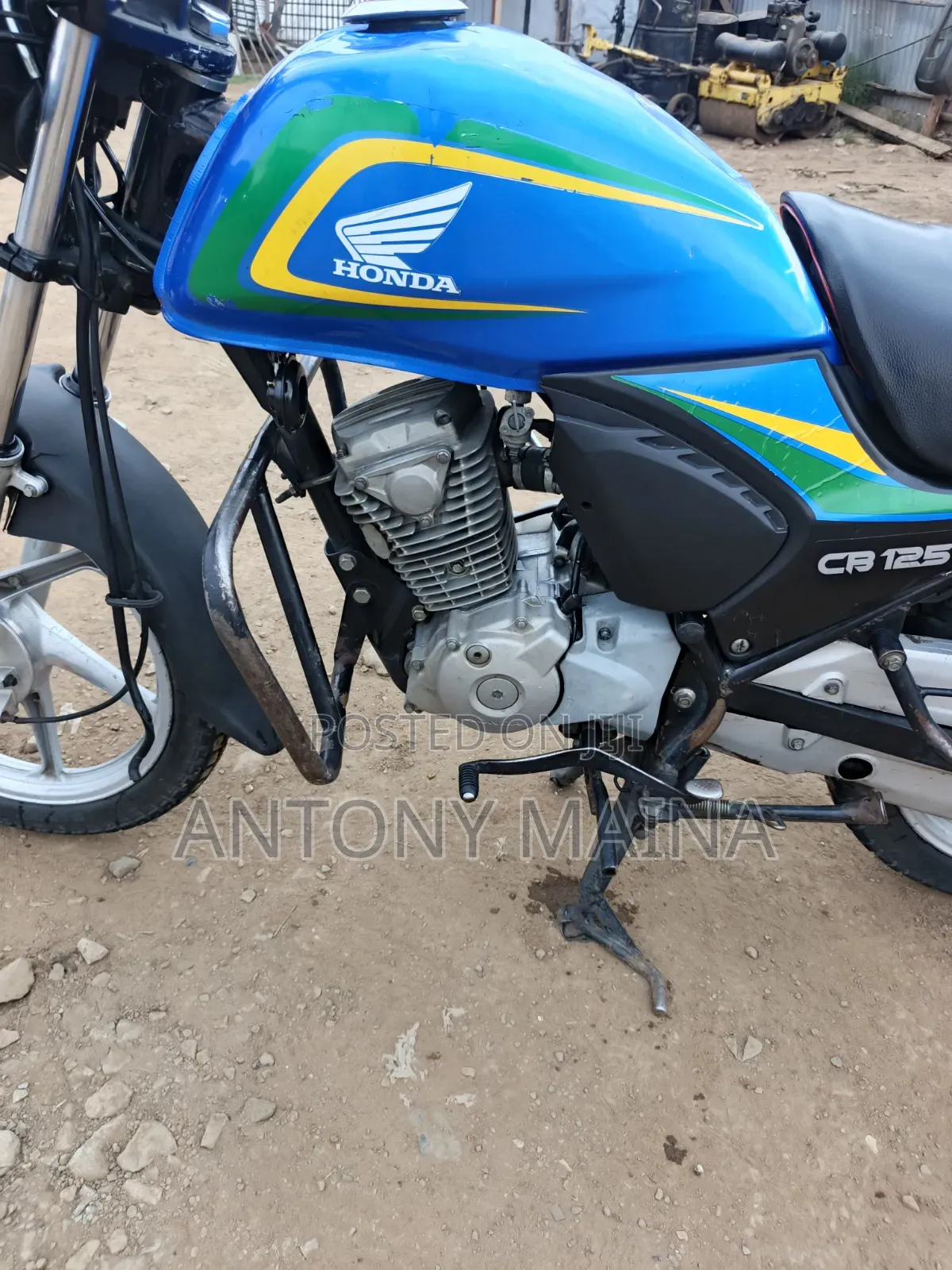 Honda CB 2022 Blue