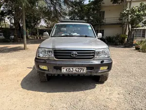 Toyota Land Cruiser 2003 Gray