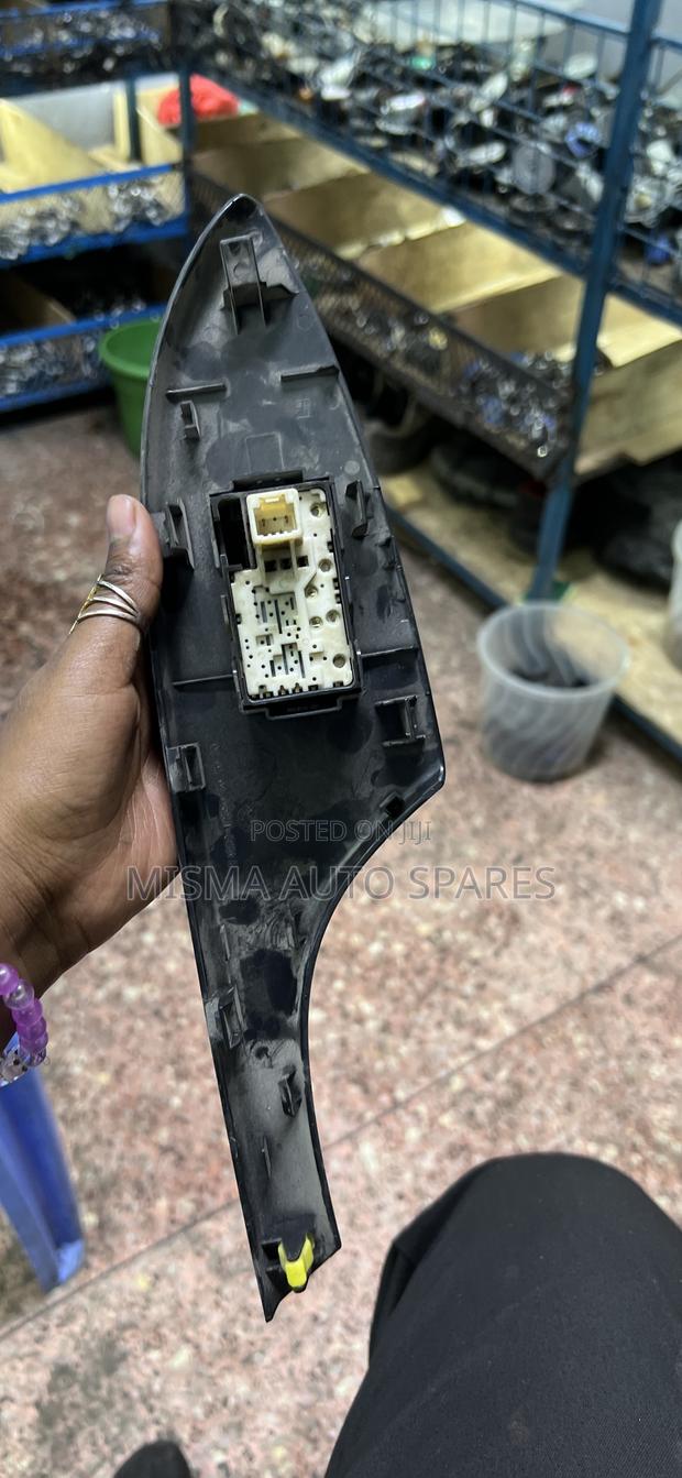 Main Switch Toyota Fielder/ Axio - thumbnail 2