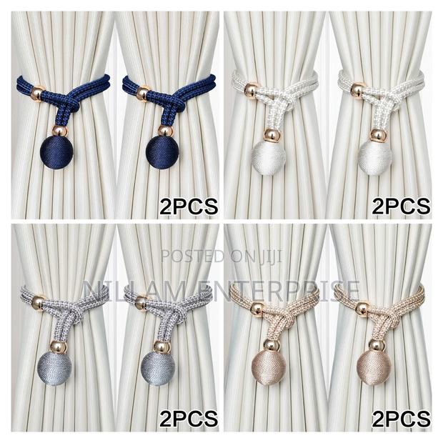 *A Pair of Curtain Tie Backs/Straps*