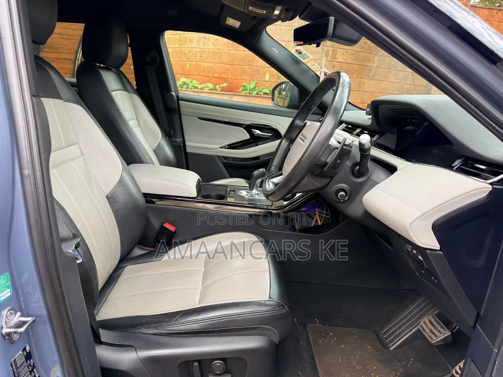 Land Rover Range Rover Evoque 2019 Gray