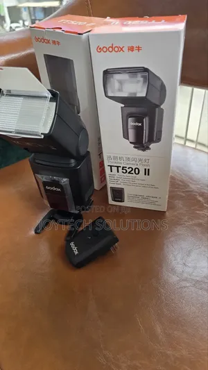 Godox TT520 II Camera Flash Trigger Kit