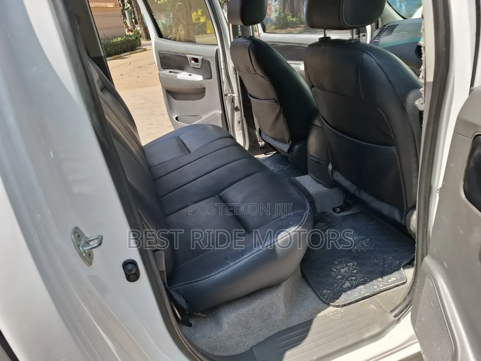 Toyota Hilux 2015 White
