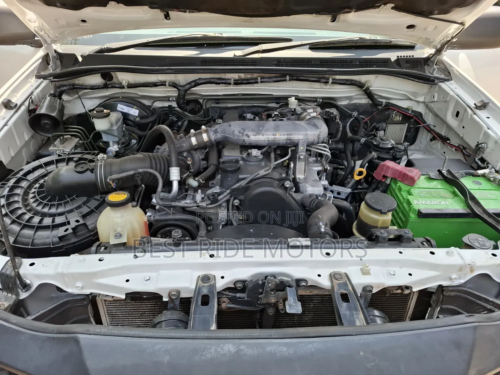 Toyota Hilux 2015 White