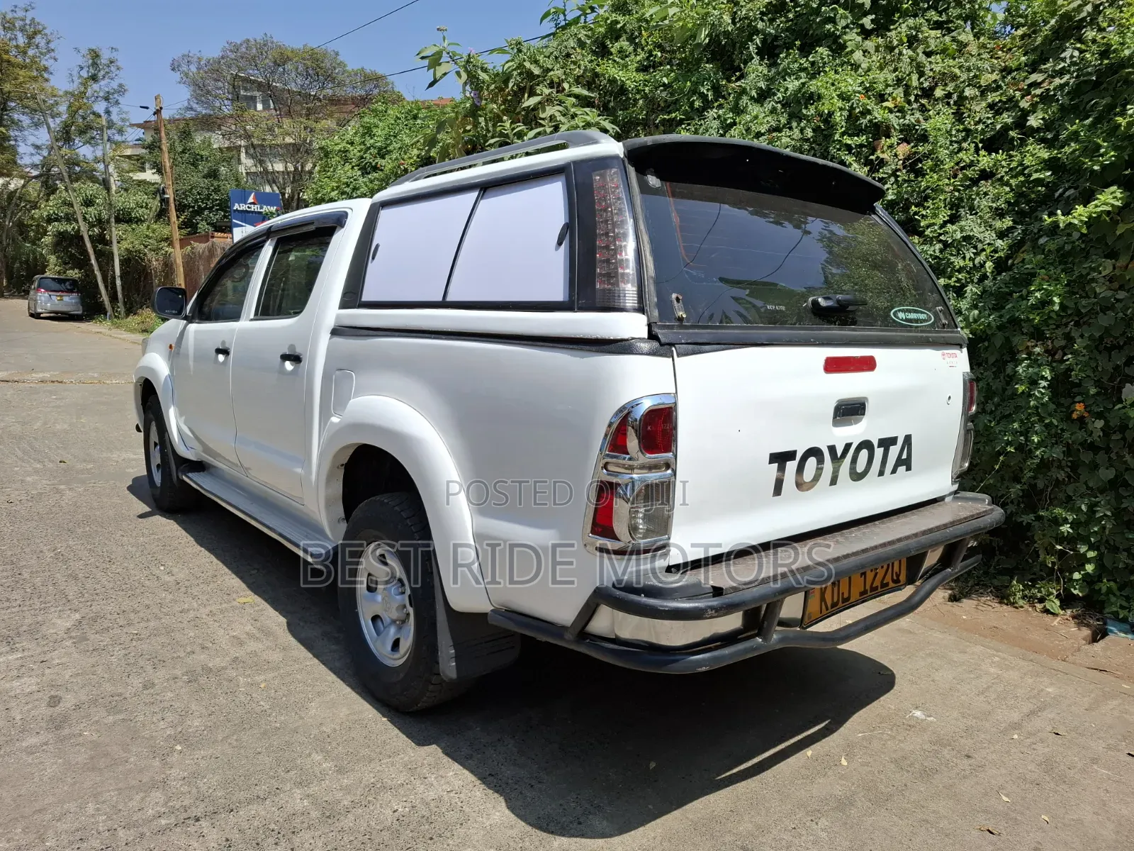 Toyota Hilux 2015 White