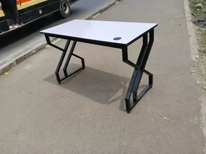 Z Frame Office Desk