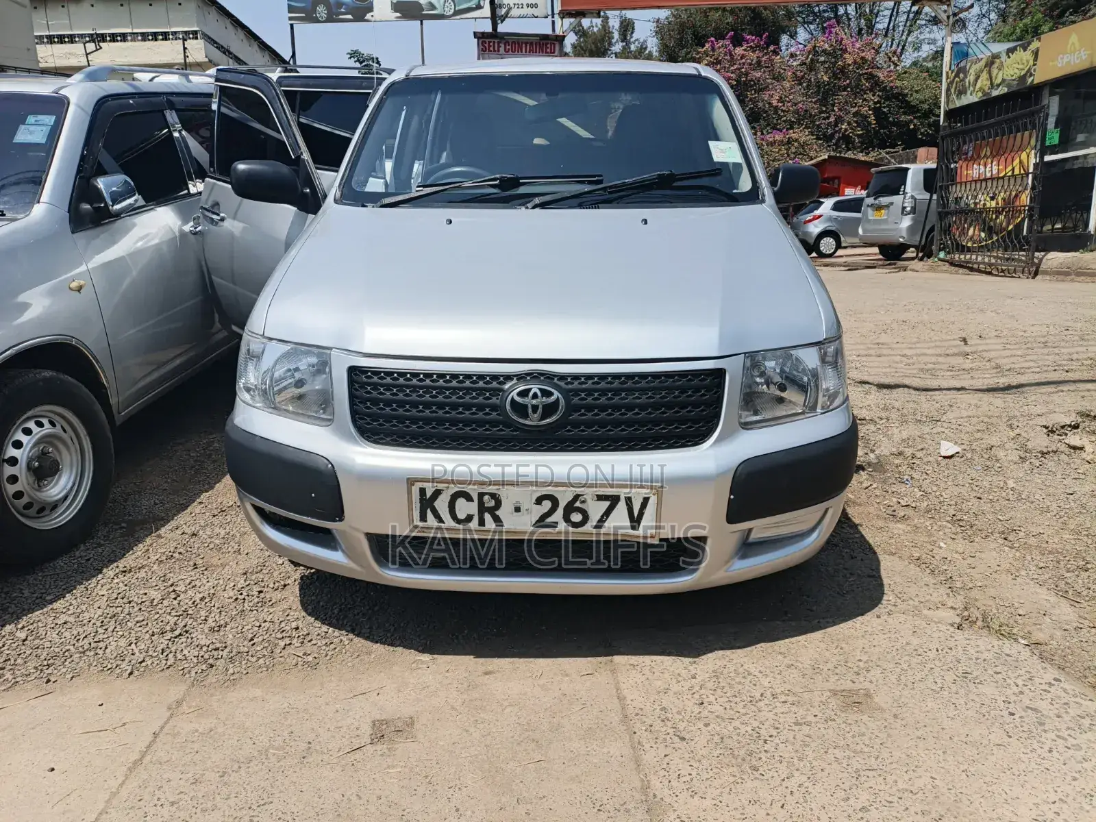 Toyota Succeed 2011 Silver