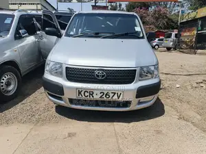 Toyota Succeed 2011 Silver