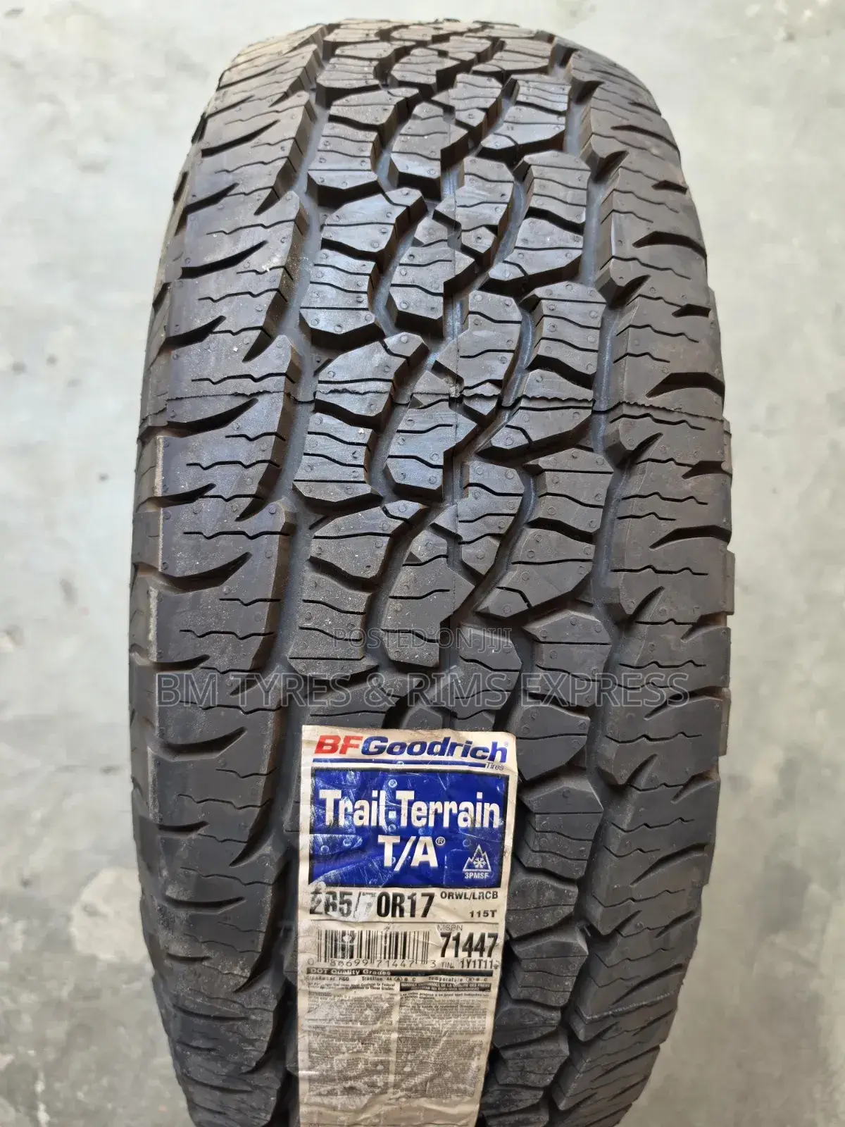 265 /70 R17 Bf Goodrich (Usa) T/A.