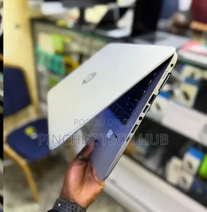 Laptop HP EliteBook 820 G3 8GB Intel Core i5 SSD 256GB