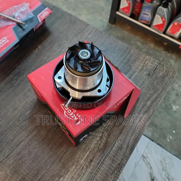 Raceorly Premium Water Pump for Audi Q7, Vw Touareg Porsche Cayenne
