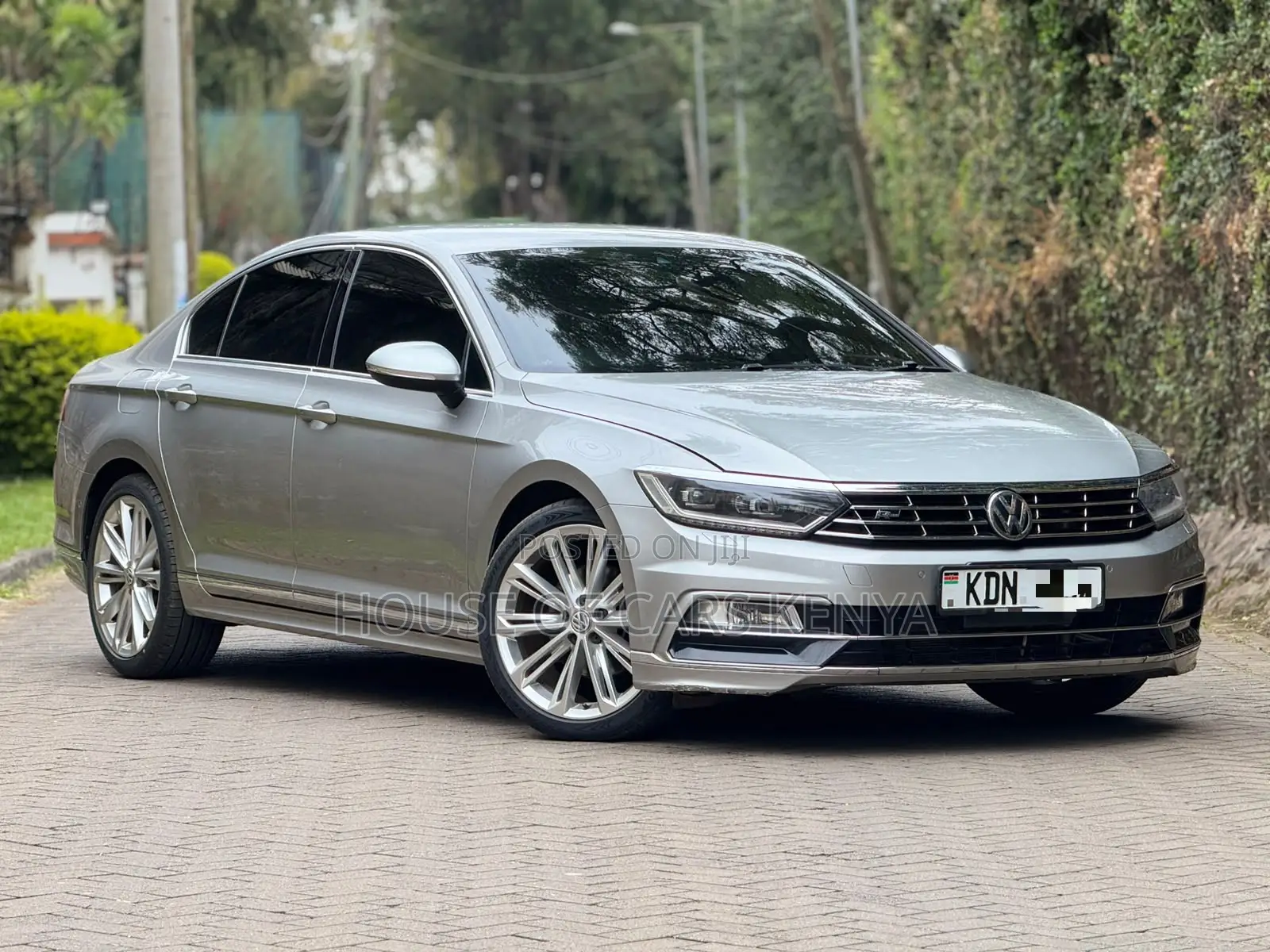 Volkswagen Passat 2016 Silver