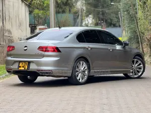 Volkswagen Passat 2016 Silver