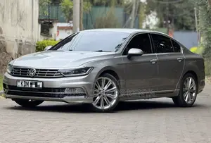Volkswagen Passat 2016 Silver