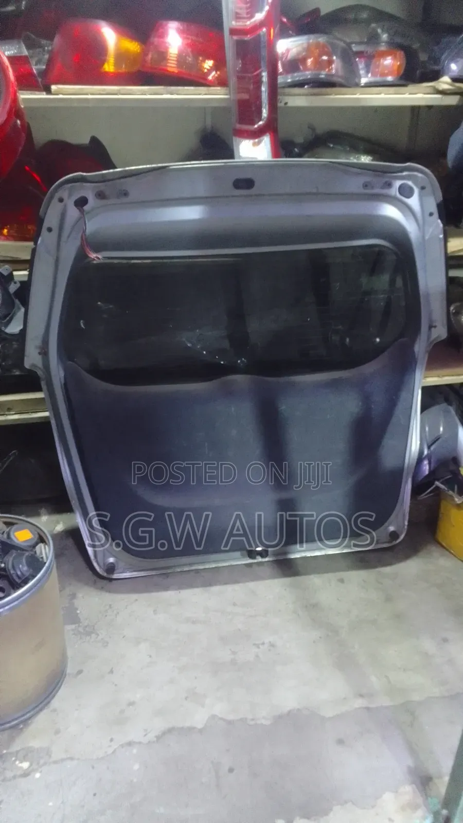 Honda Fit Shuttle Boot (2010-2014)