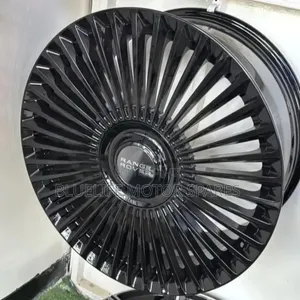 Silver Size 22 Rims for Range Rover Vogue/Sport/Discovery 4 / Disco 3
