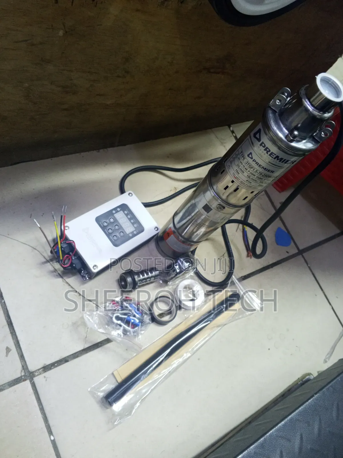 250watts 70m DC Solar Brushless Submersible Water Pump