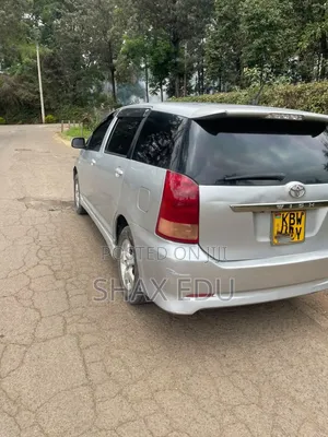 Toyota Wish 2006 Silver