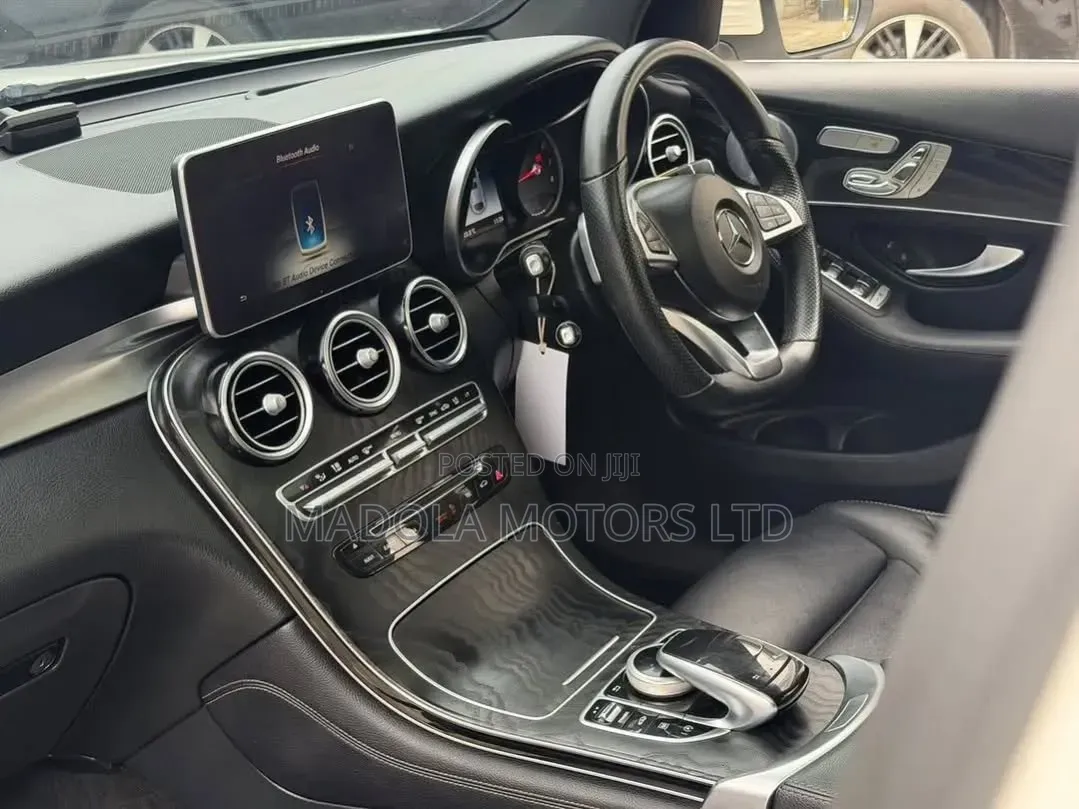 Mercedes-Benz GLC-Class 2018 Pearl