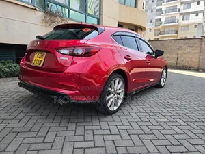 Mazda Axela 2016 Red
