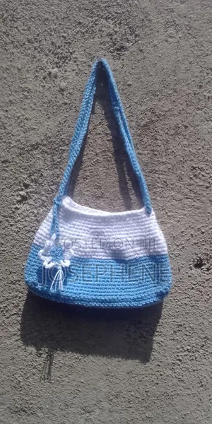 Crochet Shoulder Bag