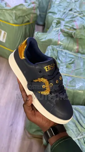 Ladies / Girls Stunning Buckle-Strap Sneakers Size 37-41