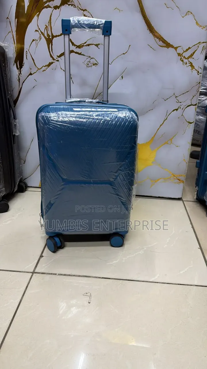 Small 7kg Suitcase Height 48cm Rubber in Turquoise Blue at 1700
