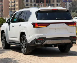 Lexus LX 600 2022