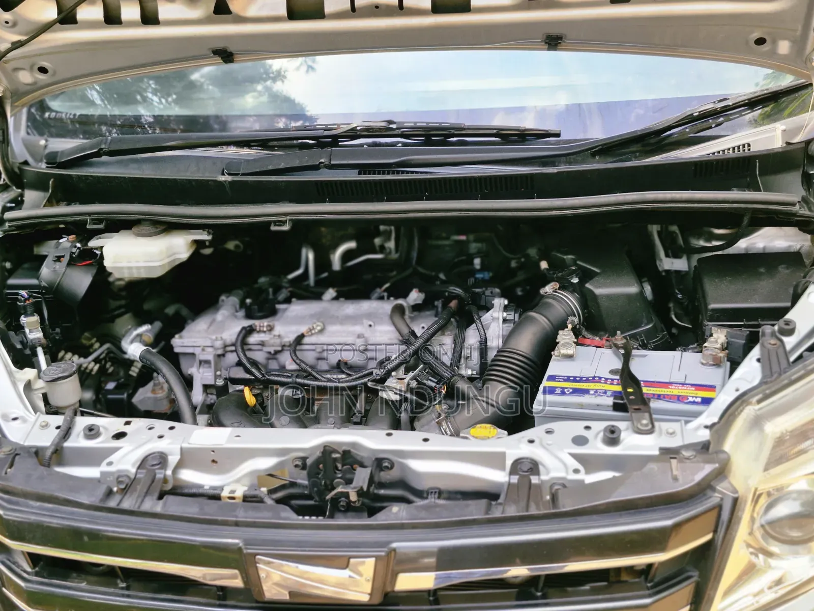 Toyota Noah 2014 Silver