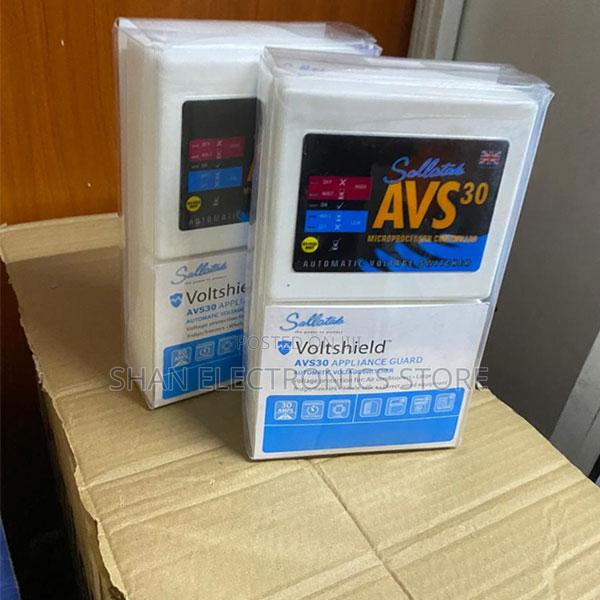 AVS30 Automatically Heavy-Duty Avs30 Switcher 30a Power Protector - thumbnail 2
