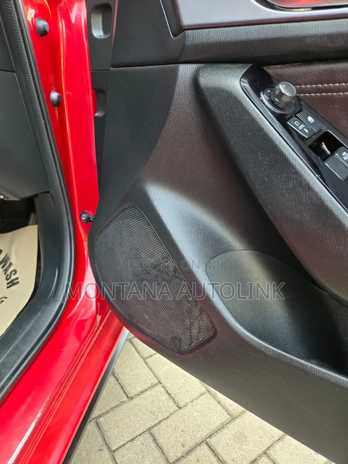 Mazda Axela 2016 Red