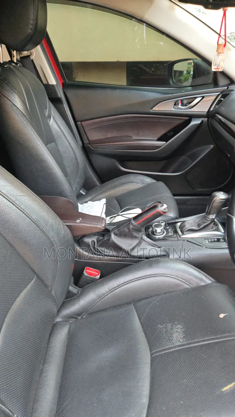 Mazda Axela 2016 Red