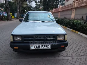 Mazda B 1994 Gray
