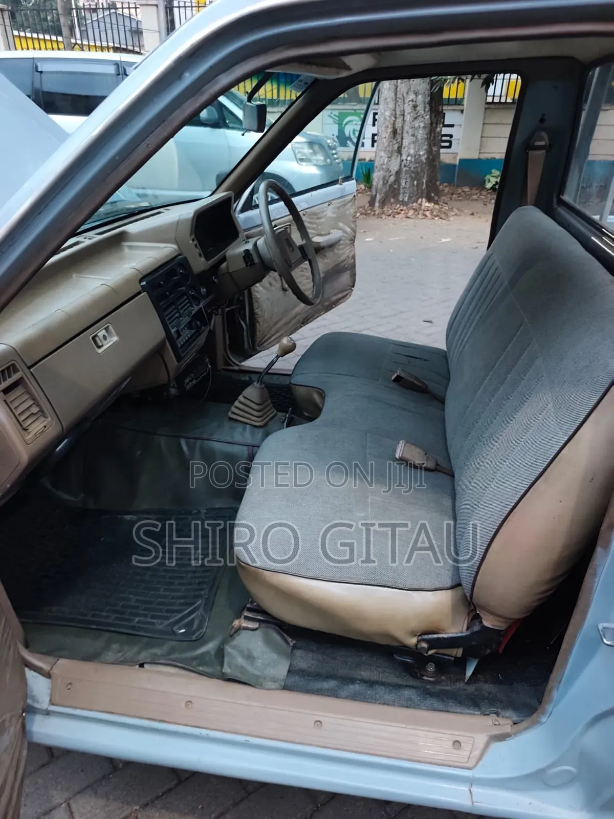 Mazda B 1994 Gray
