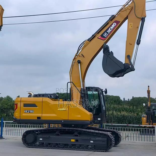 Excavator XE215G - thumbnail 2